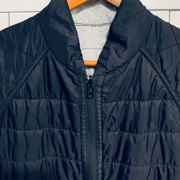 Lululemon The Bomb reversible bomber jacket black gray 6 - Picture 12 of 14
